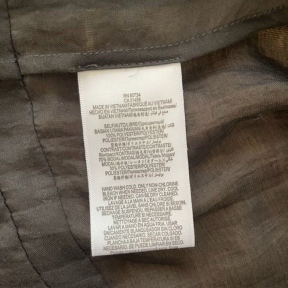 BCBG Top - Picture 5 of 5